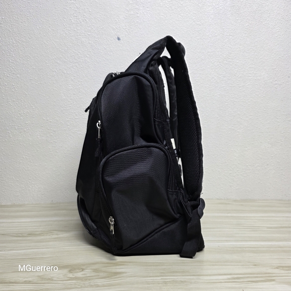 OGIO Black Backpack Marathon - Picture 5 of 11